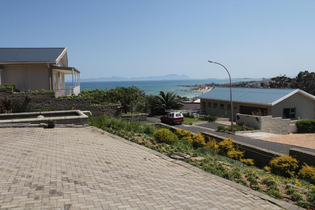 Merci Pere Gordons Bay Bagian luar foto